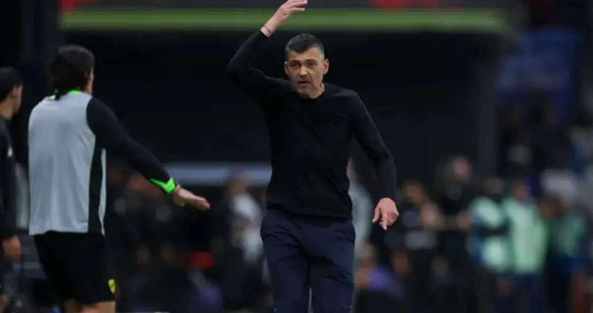 عاجل: فيديو يكشف تفاصيل اقالة كونسيساو من تدريب الاتحاد