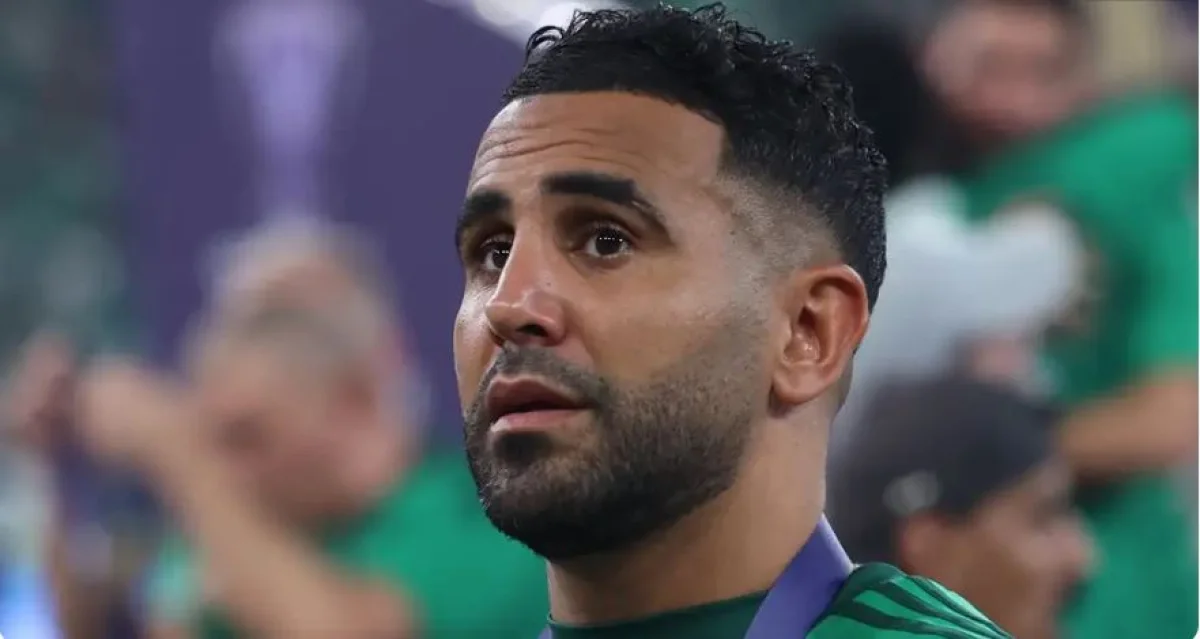 هل تكون هدية الوداع؟ الكشف عن ثمن الهدايا الثمينة التي وزعها رياض محرز على زملائه في الأهلي