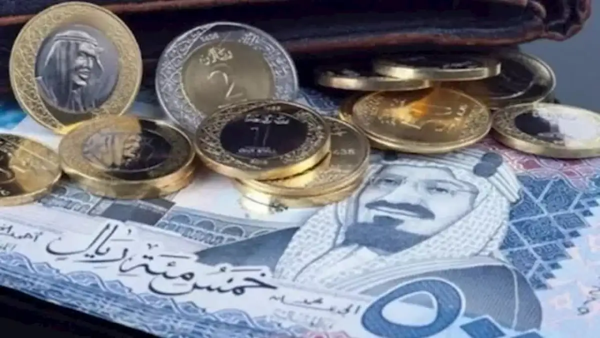 عاجل: الجنيه المصري يتراجع من جديد مقابل الريال السعودي في خمسة بنوك ليحقق انخفاض قياسي جديد