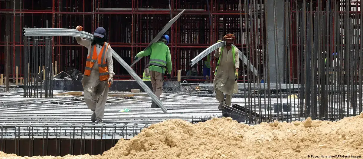 عاجل: السعودية ستلغي نظام الكفيل قبل 2034 لهذا السبب