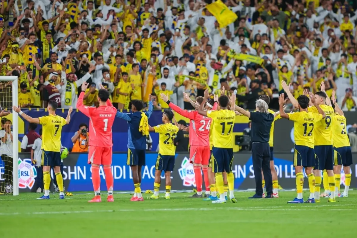 المفاجئات مستمرة قبل ديربي النصر والهلال وسيمكان وكومان يتصدران خبر اليوم