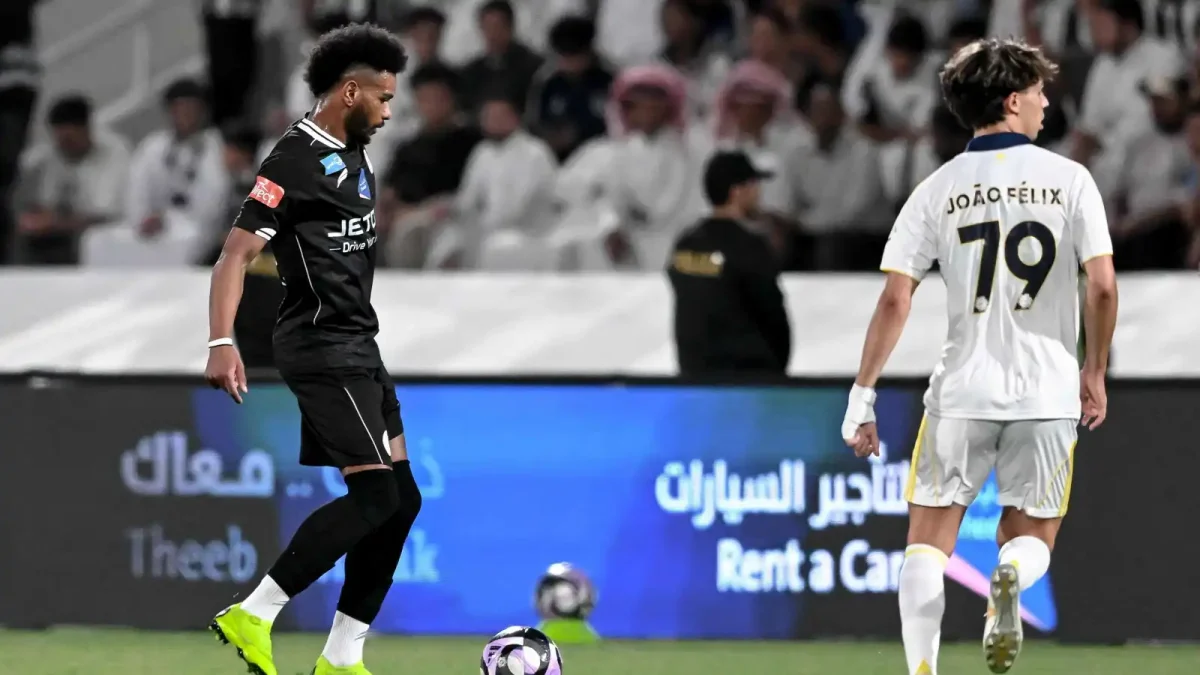 البليهي يزيد غضب جماهير الشباب بعد حركة الاحتفال بفوز الهلال