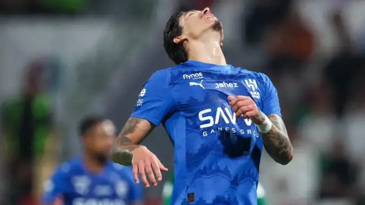 ذئبان من انجلترا يراقبان قرار الهلال حول نونيز