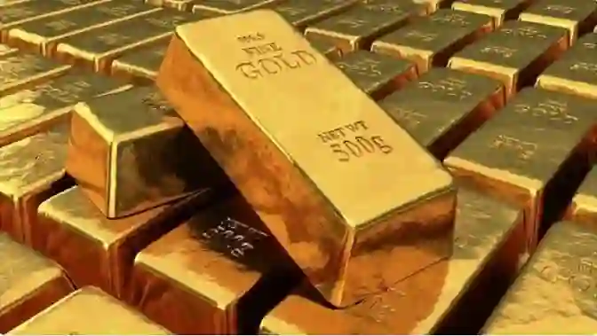 الذهب يتراجع في المملكة وعيار 21 ينخفض لمستويات قياسية