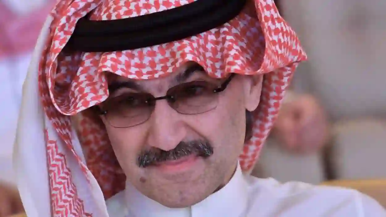 مفاوضات الوليد بن طلال مع صندوق الاستثمارات للاستحواذ على نادي الهلال 