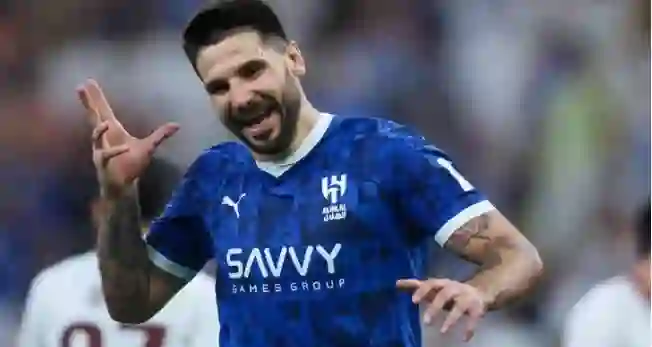 نجم النصر الدولي يكشف سر الرعب من ميتروفيتش عندما كان يلعب مع الهلال 