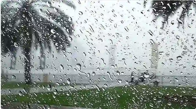 الدفاع المدني يحذر من التنقل او السفر لعدة مناطق حول الرياض حتى مساء الجمعة