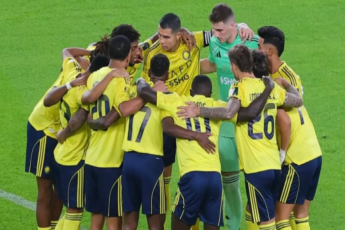 تحرك نصراوي يحول خط الدفاع لحائط لا يمكن اختراقه 