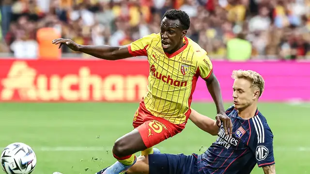 سعود عبد الحميد يعود بين يدي النصر بسبب وكيله السابق 