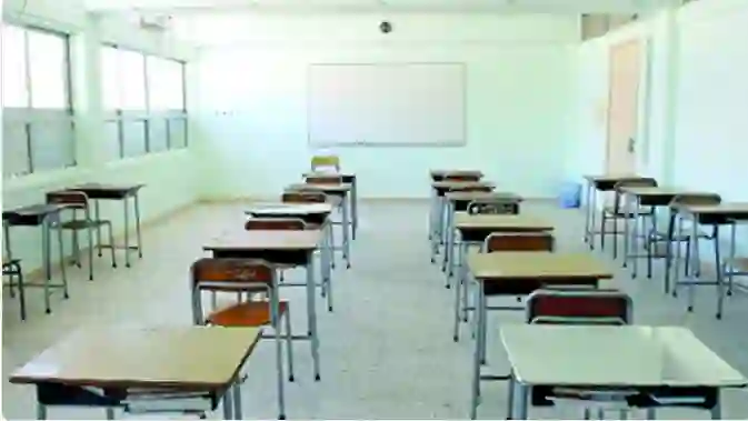 قرار بتعليق الدراسة في خمسة مناطق سعودية جديدة الاثنين