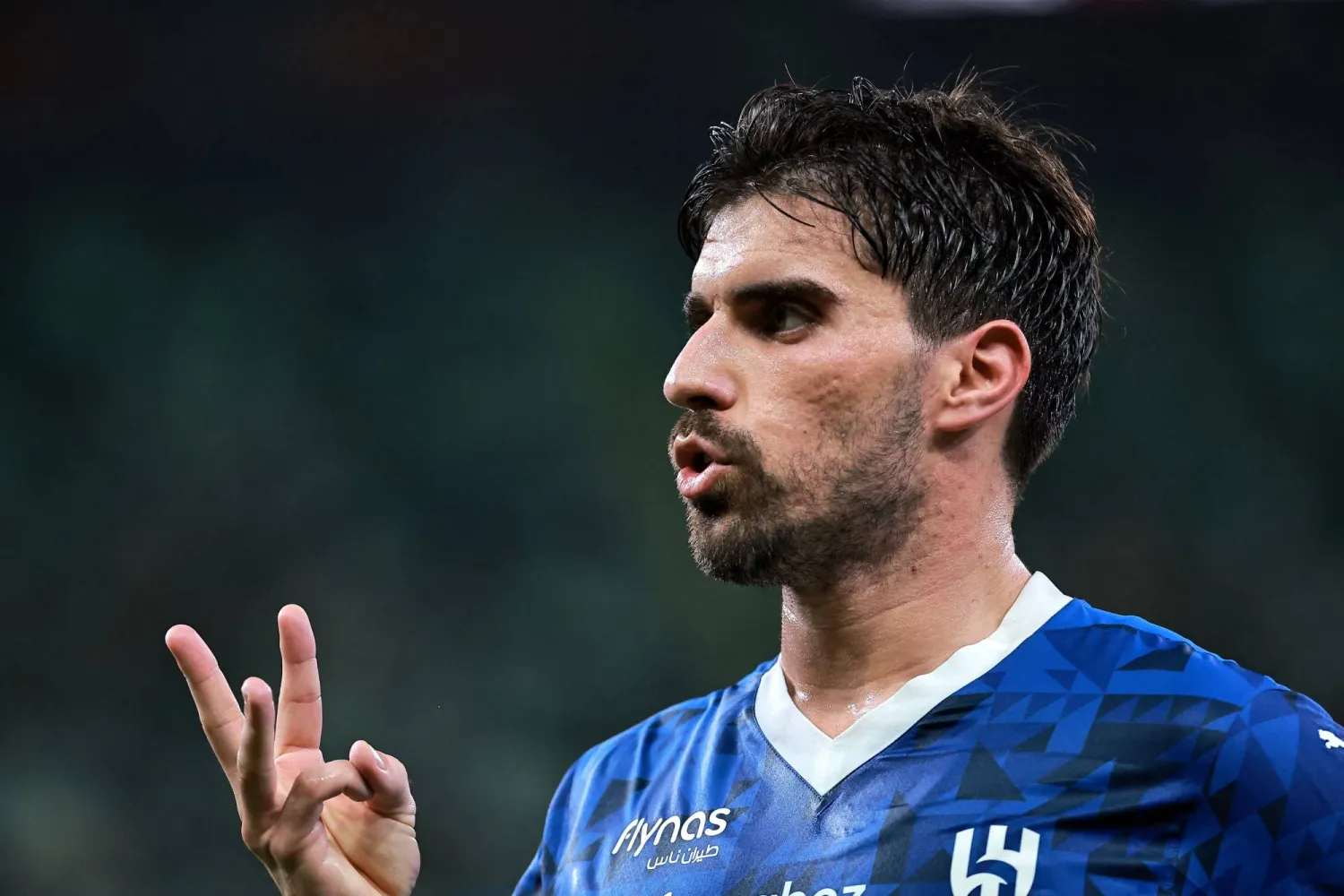 نيفيز والهلال قصة لا تنتهي وهذه آخر تطوراتها اليوم 