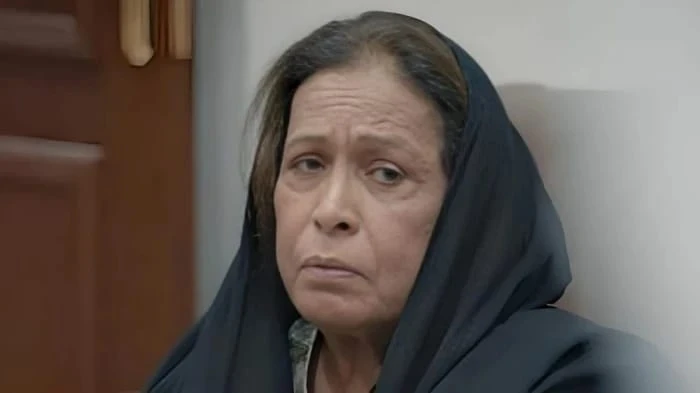 ابنة حياة الفهد تنقل أخبار حزينة عن والدتها قبل قليل من مرقدها في العناية المركزة 