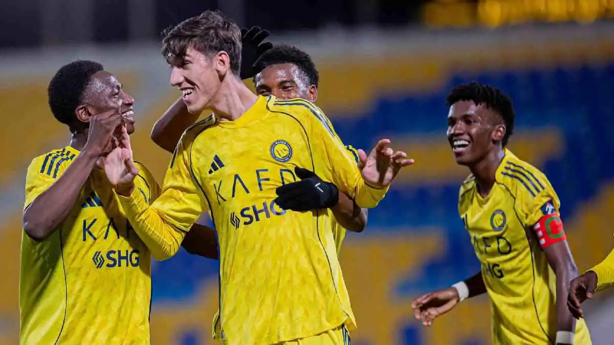 جيسوس يعلن عن نجم جديد يستبدل رونالدو بشكل رسمي 