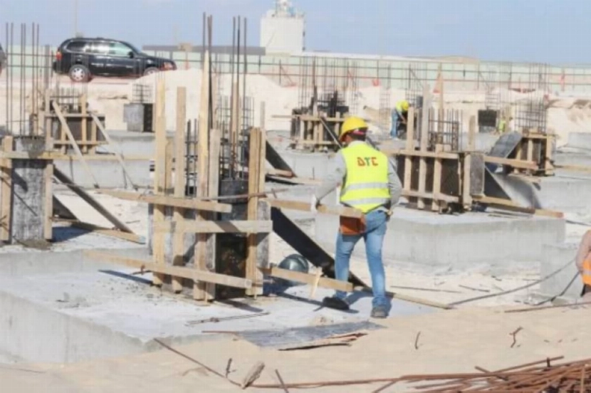 وقف أعمال البناء ومنع المقاولين من العمل بشكل نهائي في أي مشروع في جدة 