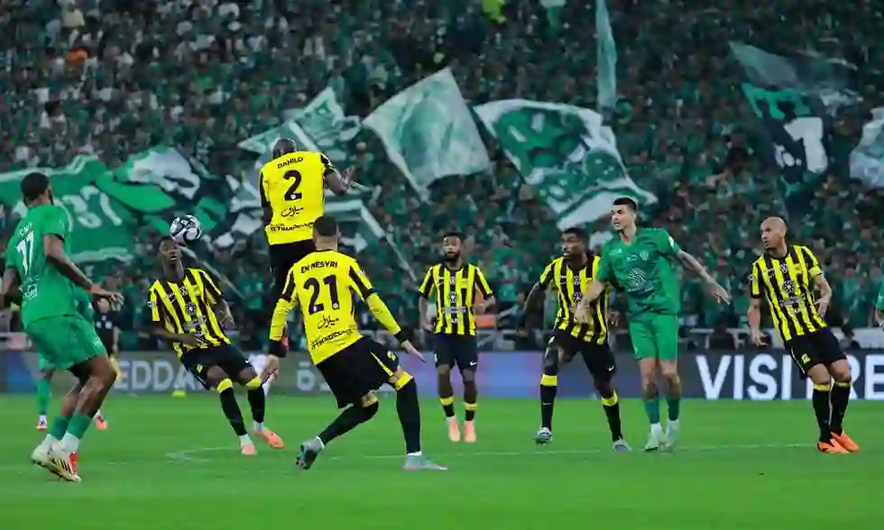 الاتحاد والأهلي يقرران الاتفاق على نقطة واحدة فقط 