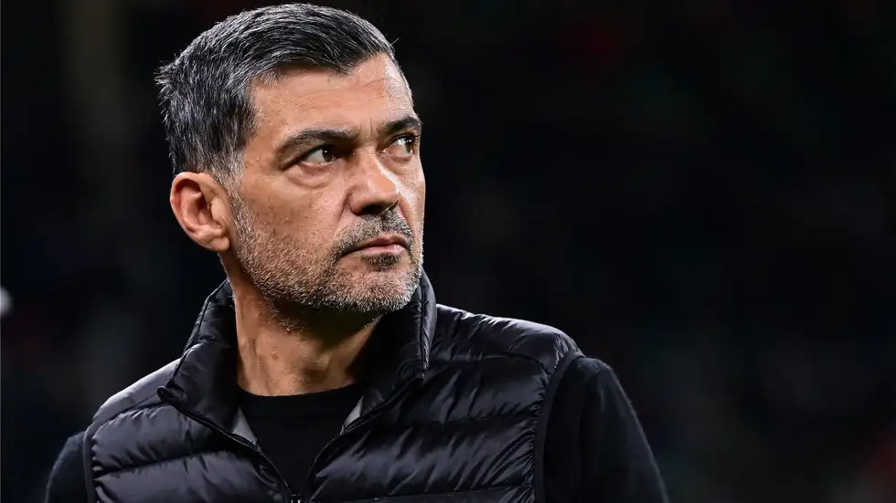 تسريبات من غرفة ملابس الاتحاد تكشف كيف انتهى شهر العسل بين كونسيساو ونجوم الاتحاد