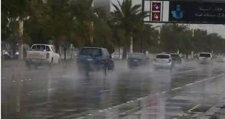 الوطني للأرصاد يحدد مناطق الهطولات المطرية الاكثر خطورة في السعودية اليوم 