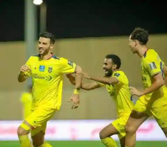 عودة الصراع بين السومة وحمدالله على زعامة روشن وضربة واحدة تحسم مصير احدهما 