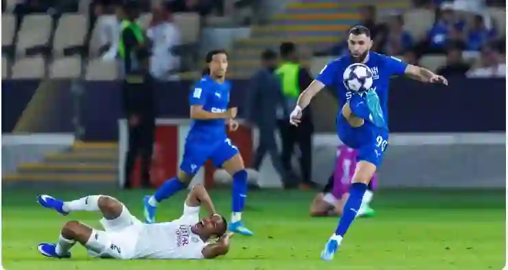 احلام رونالدو في السعودية تترنح بين مطرقة توني وسندان الغنام ولا مفر من القرار الصعب 