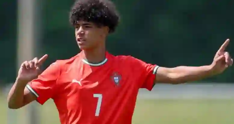 نجل كرستيانو رونالدو يفجر أزمة كبيرة بين النصر والهلال بسبب مقطع فيديو 