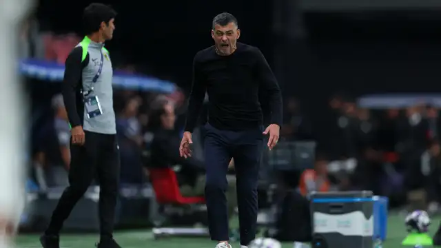 كونسيساو على بعد خطوة واحدة من الاقالة ومباراة صعبة تحسم مصيرة مع الاتي