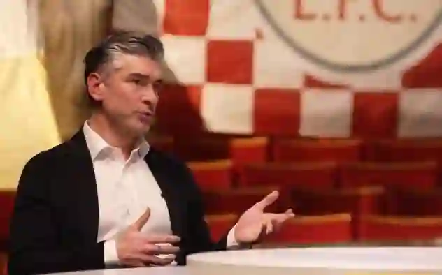 مصادر تكشف عن اخطر ملف ينتظر الوليد بن طلال بعد الاستحواذ على الهلال 