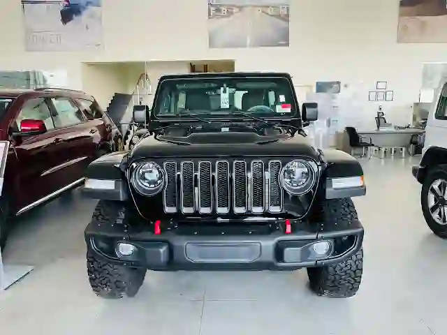 أقوى 5 سيارات جيب في السعودية في 2025 