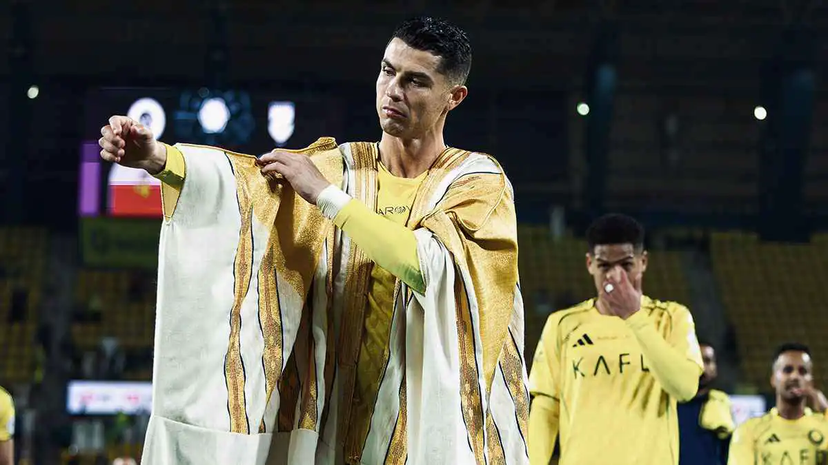 من يمنع رونالدو من تحقيق حلمه في السعودية ومتى تنتهي الفرصة الأخيرة