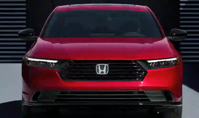 3 سيارات موديل 2025 تنافس تويوتا كامري