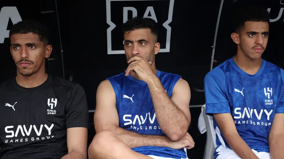 الاتحاد والهلال يتسابقان لخطف حامي بوابة النصر 