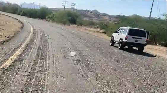 شكاوى لمستخدمي طريق الليث من خطر كبير يبدأ كل يوم عندما تغيب الشمس 