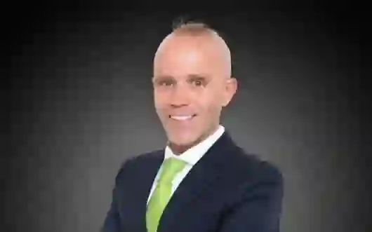 السعودية تبدأ اجراءات تعويض المسافرين الذين تم الغاء او تأجيل رحلاتهم بسبب اغلاق المجال الجوي 