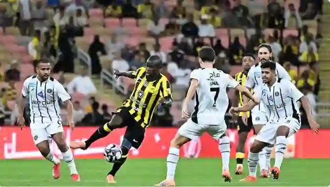 النصر يحقق المفاجأة والهلال في وضع محرج بعد إنجاز جيسوس ورونالدو 