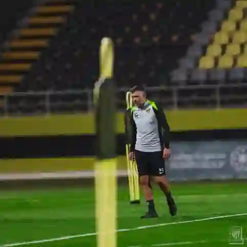 كونسيساو يقود انقلاب تاريخي داخل الاتحاد وسقوط اول رأس كبيرة بين نجوم الفريق الأول